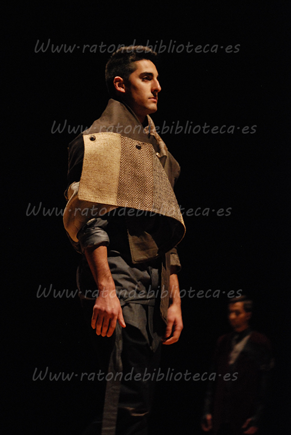 Damián Carballás Rivero (Modelo ganador en la VIII Galicia Fashion Week desfilando en el Auditorio de Galicia Sábado)